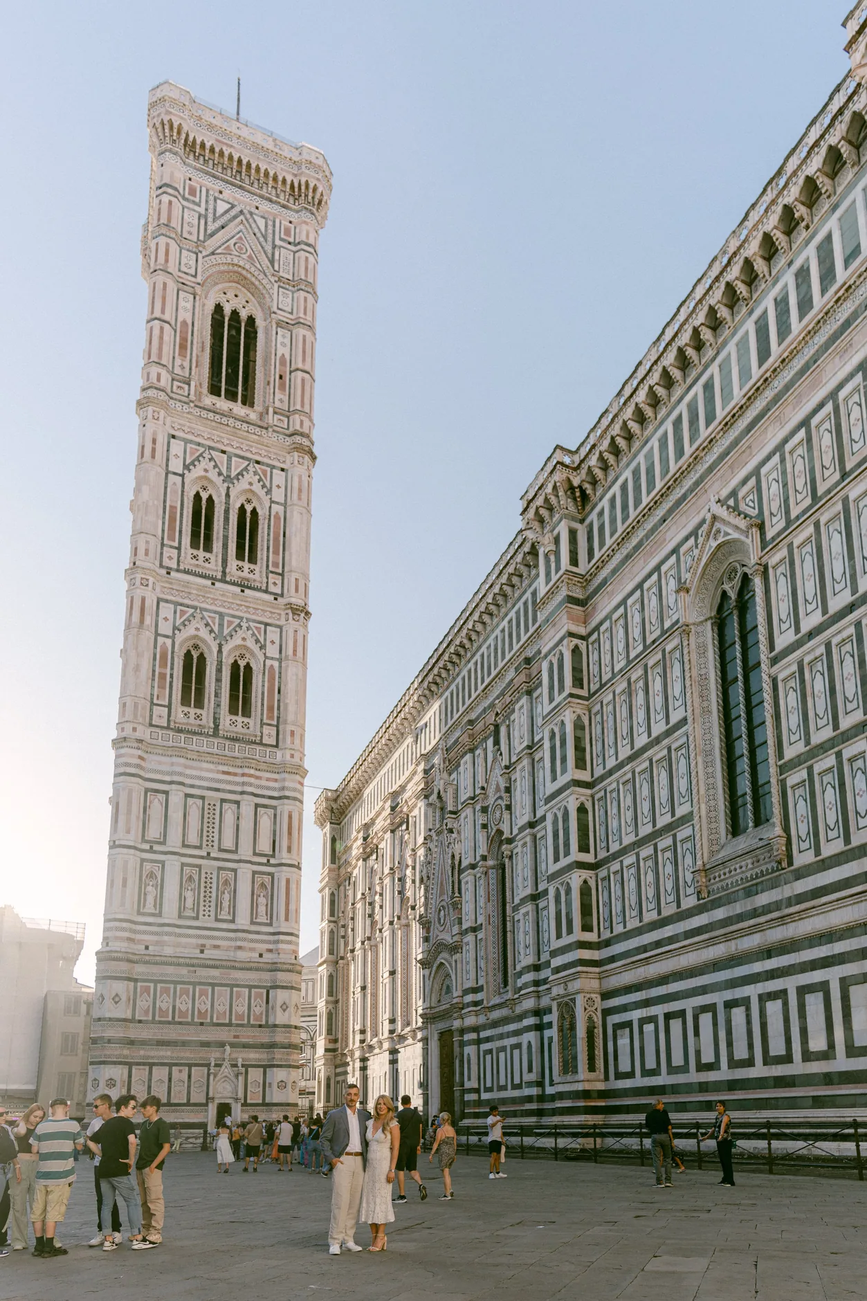 Il Campanile di Giotto e il fianco della Cattedrale di Santa Maria del Fiore a Firenze