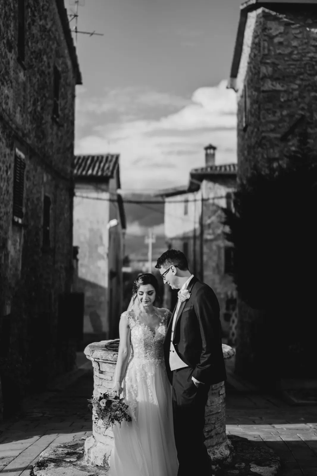 Martina daniele couple castle photoshoot umbria