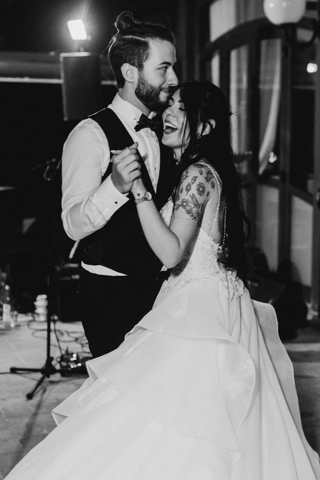 San pietro sopra le acque couple portrait elegant