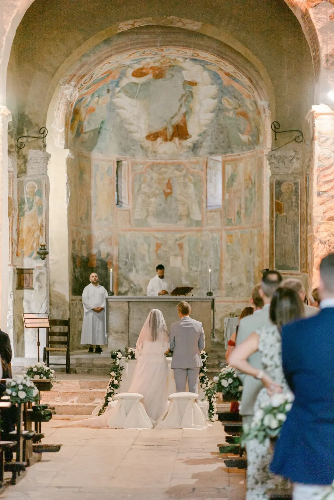 Abbazia san pietro valle ceremony hall interior